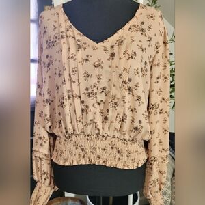 BLU PEPPER Floral Long Sleeve Mauve Cropped Smocked Top Size Large